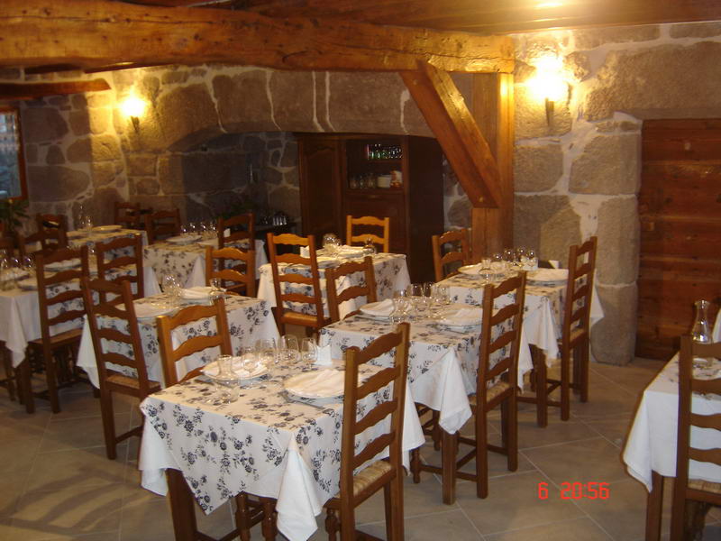 restaurant de la tourre à marchastel- aubrac